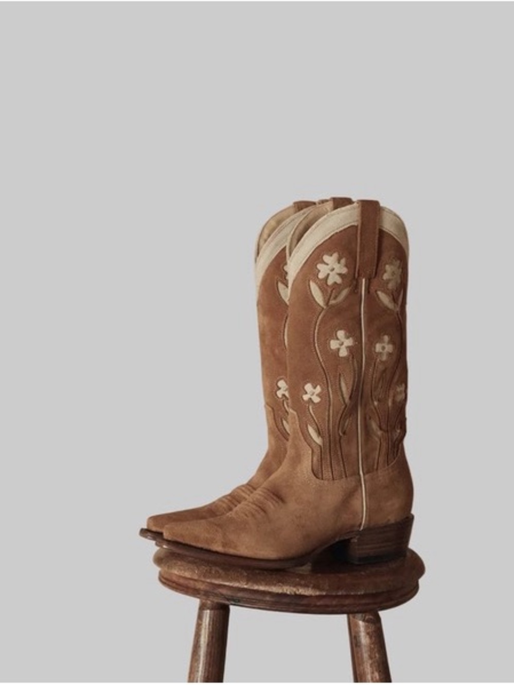 THE GREAT x Stetson Tan Floral Suede Cowboy Boots - Picture 5 of 6
